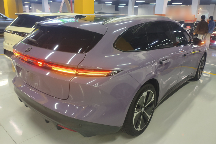 蔚来ET5T 2024款 75kWh Touring车身外观7