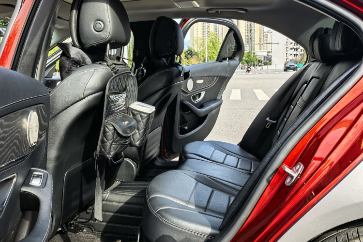奔驰C级 2019款 改款 C 260 L 运动版中控内饰7002
