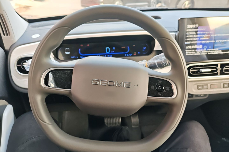 吉利银河 熊猫 2025款 210km 元气熊局部细节13