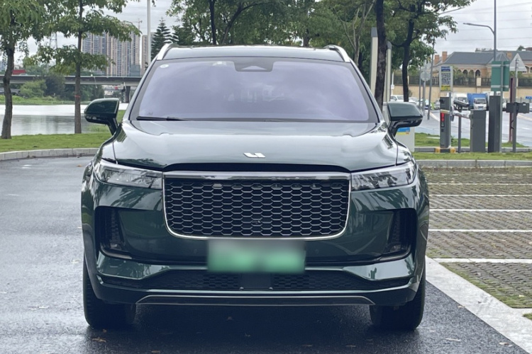 理想汽车 理想ONE 2021款 增程6座版车身外观6008