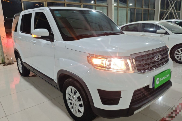 长安欧尚X70A 2019款 1.5L 手动标准型 国VI车身外观6002