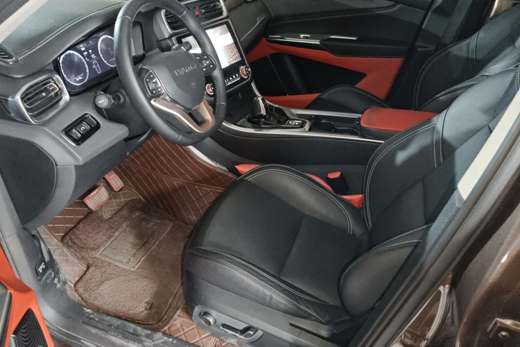 领克01 2017款 2.0T 两驱型Pro版中控内饰19