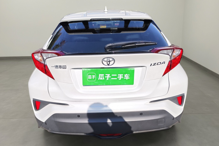 丰田 奕泽IZOA 2021款 2.0L 奕行版车身外观6