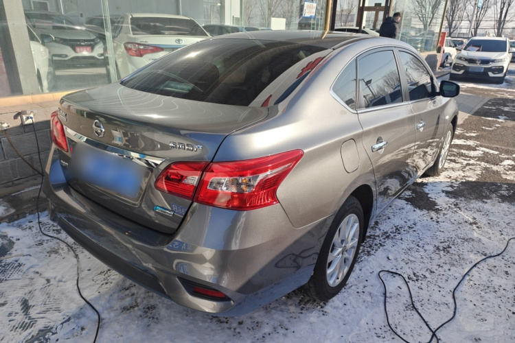 日产 轩逸 2024款 改款 经典 1.6XE CVT舒适版车身外观7