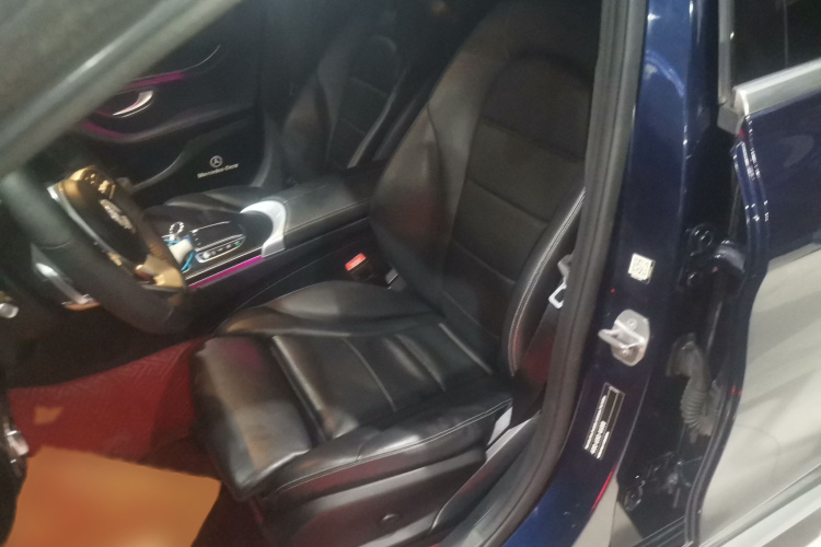 奔驰C级 2020款 改款 C 200 L 时尚型运动版局部细节19