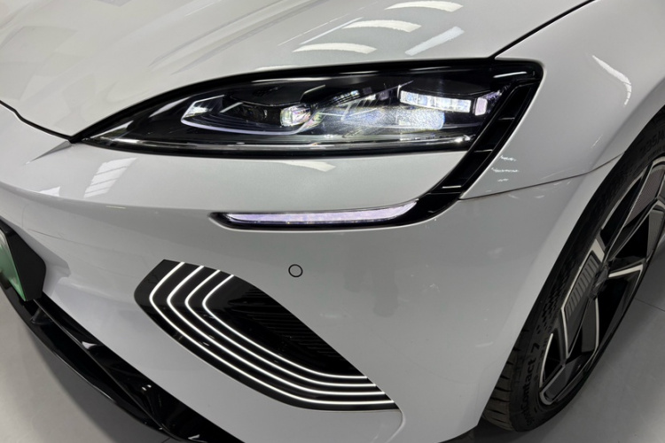 比亚迪 海豹 2022款 700km 长续航后驱版局部细节36