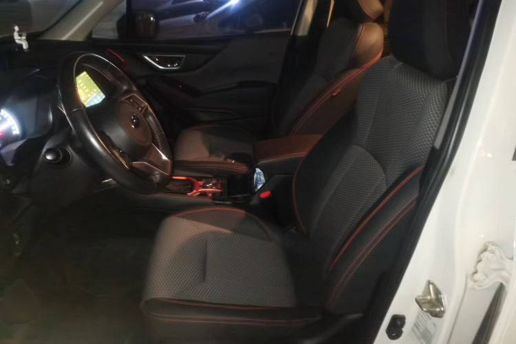 斯巴鲁 森林人 2021款 2.0i X运动版EyeSight中控内饰19