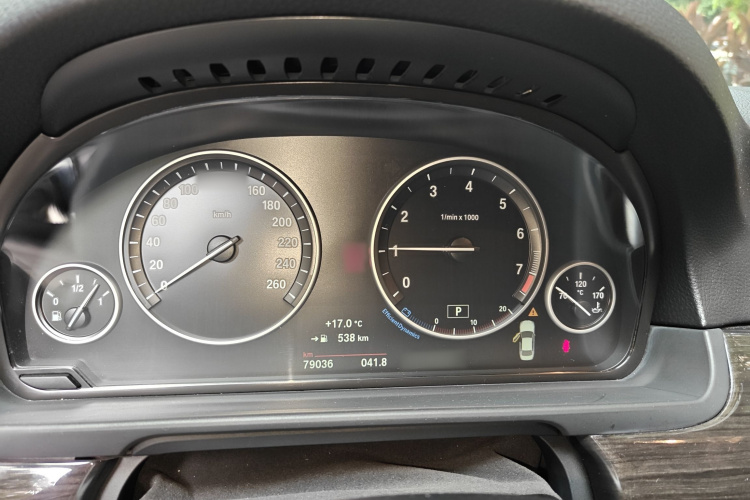 宝马5系 2014款 525Li 豪华设计套装局部细节14