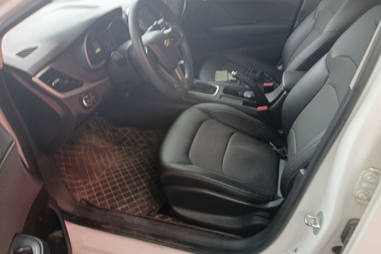 雪佛兰 科沃兹 2019款 320 自动欣悦版中控内饰19