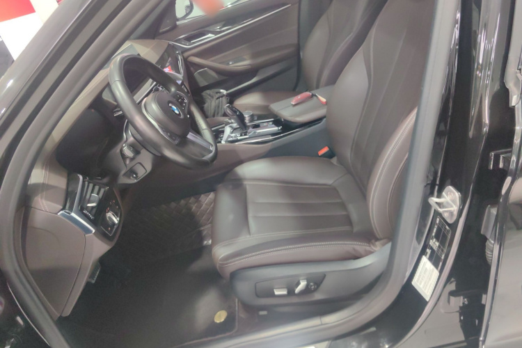 宝马5系 2020款 525Li M运动套装局部细节19