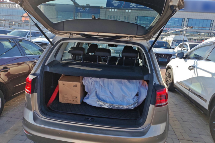 大众 高尔夫·嘉旅 2016款 280TSI 自动豪华型局部细节23