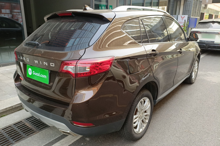 陆风X5 2016款 Plus 1.5T CVT创领版车身外观6005