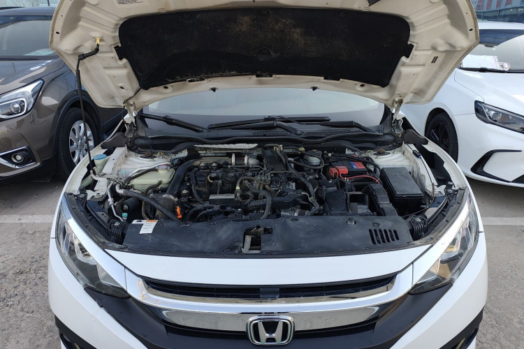 本田 思域 2016款 180TURBO CVT舒适版局部细节24