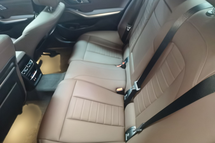 宝马3系 2021款 320Li M运动套装中控内饰7004