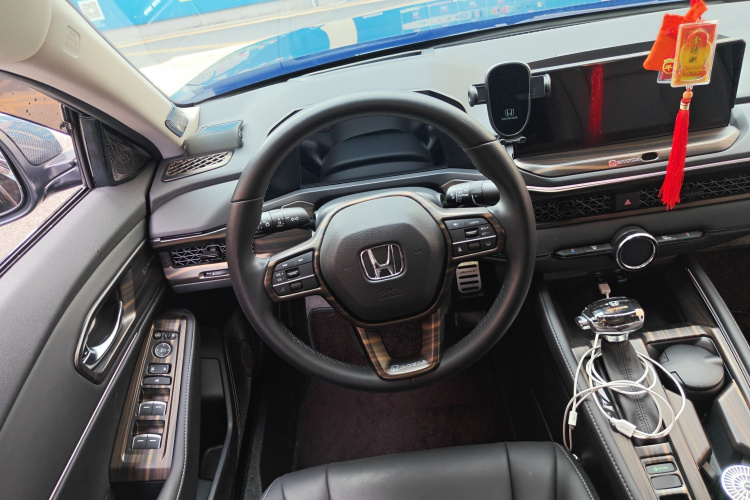 本田 雅阁 2025款 260TURBO 豪华版中控内饰13