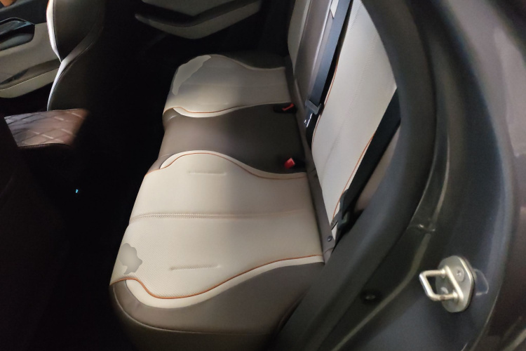 比亚迪 秦PLUS 2023款 冠军版 EV 510KM超越型中控内饰7004