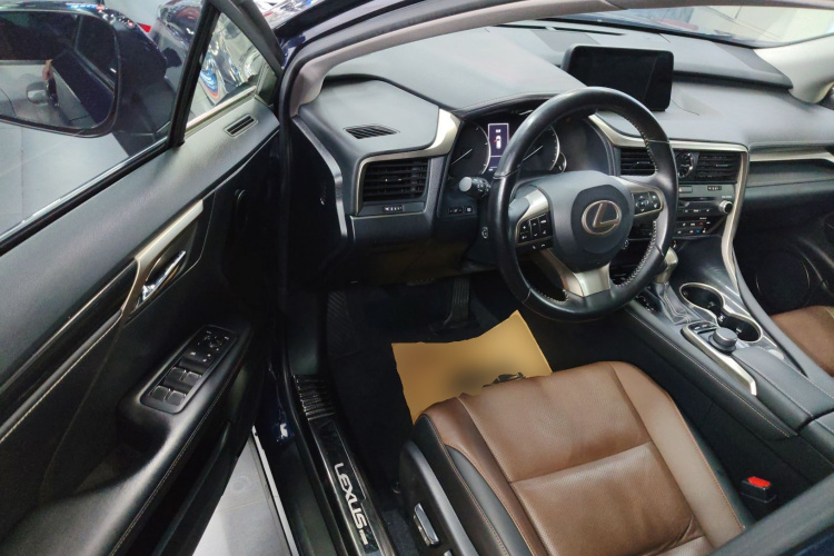 雷克萨斯RX 2016款 300 两驱精英版 国V中控内饰20
