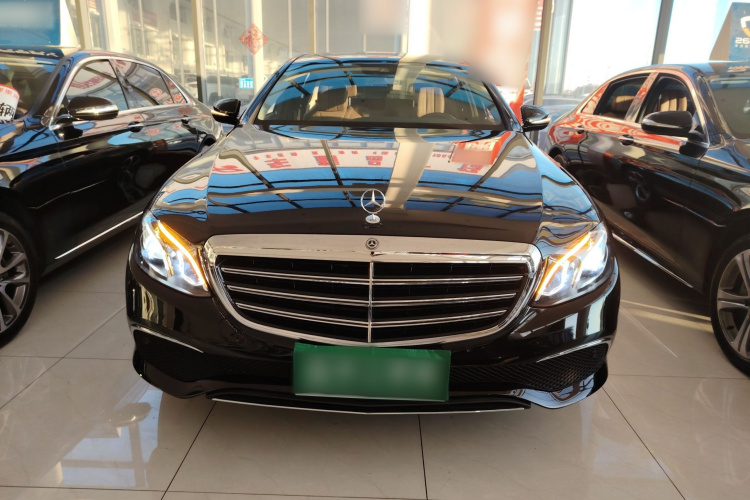 奔驰E级 2017款 E 200 L 4MATIC车身外观2