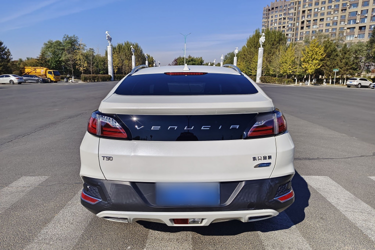 启辰T90 2018款 2.0L CVT智联智尚版 国V车身外观6003