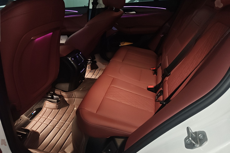 宝马X3 2023款 xDrive30i 领先型 M曜夜套装中控内饰21