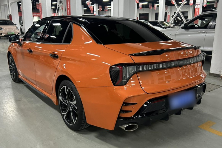 领克03 2025款 1.5TD DCT冠军版Pro车身外观6001