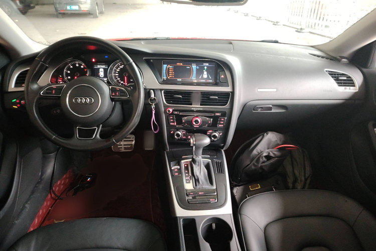 奥迪A5 2014款 Sportback 45 TFSI中控内饰7002