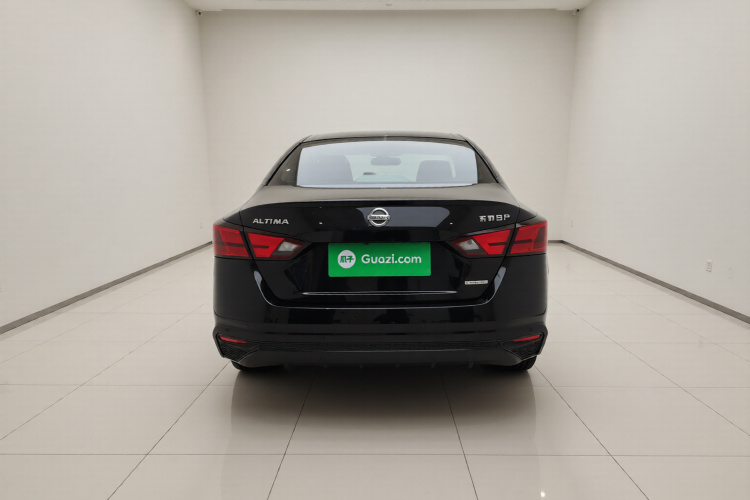 日产 天籁 2019款 2.0L XL 舒适版车身外观6