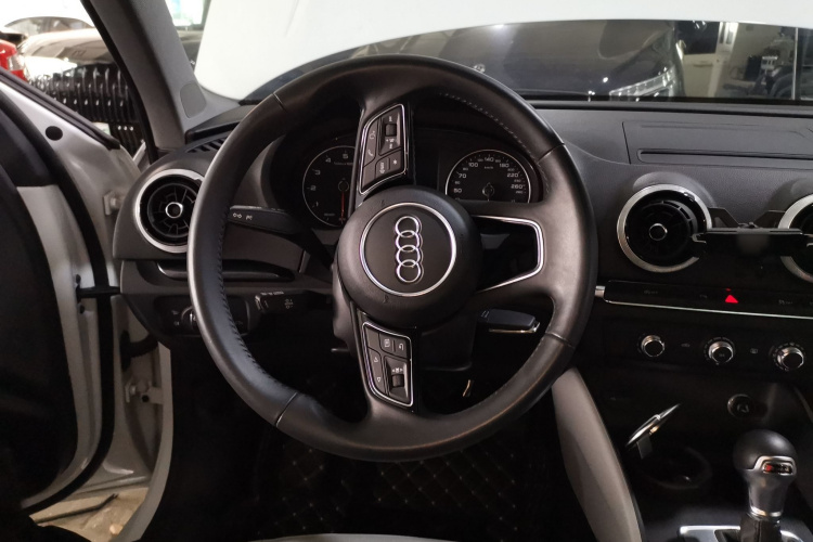 奥迪A3 2020款 Limousine 35 TFSI 时尚型 国VI局部细节13