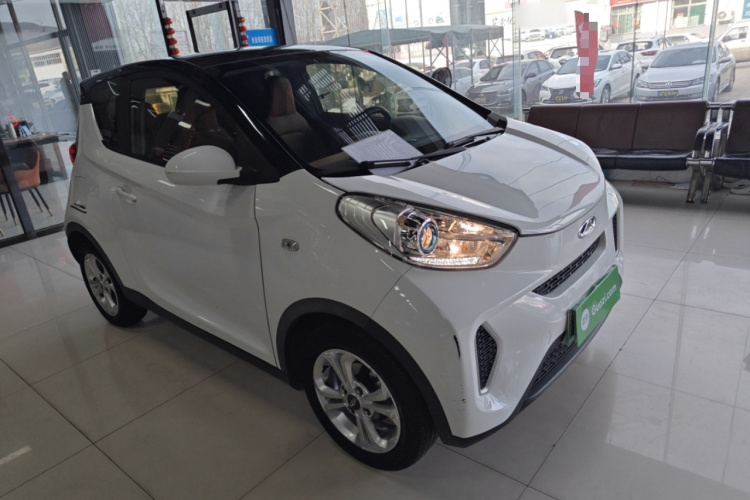 奇瑞 小蚂蚁 2018款 400 4座智享版车身外观3