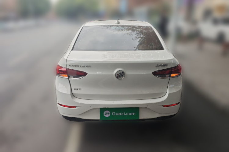 别克 英朗 2018款 15T 双离合精英型 国V车身外观6