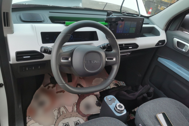 吉利银河 2024款 熊猫mini 200km 耐力熊局部细节13