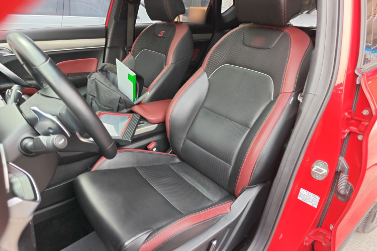 吉利汽车 缤越 2019款 运动款 260T DCT Battle 国V局部细节19