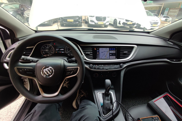 别克 英朗 2021款 改款 典范 1.5L 自动精英型中控内饰7002