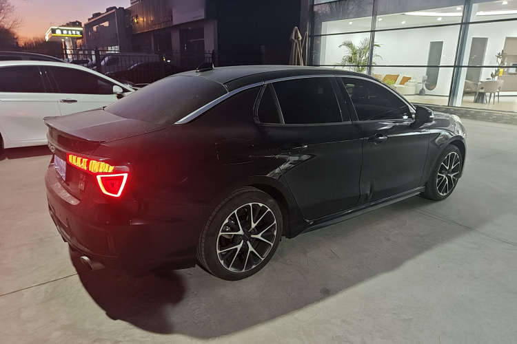 领克03 2021款 2.0TD 自动劲 冠军版车身外观6003