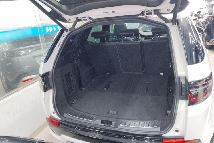 路虎 发现运动版 2020款 249PS R-Dynamic 性能科技版 7座中控内饰23