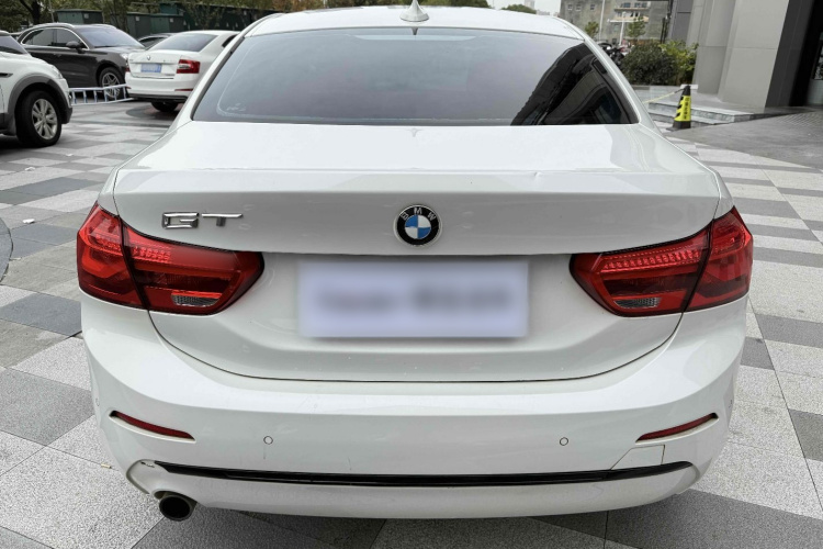 宝马1系 2017款 118i 运动型车身外观6003