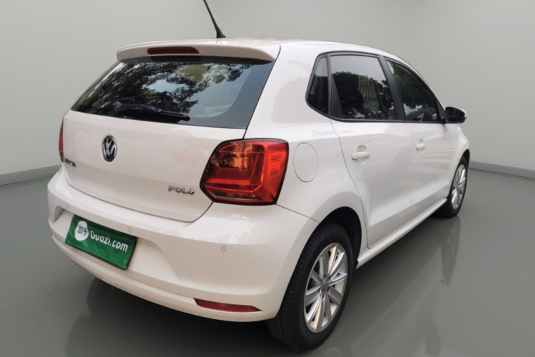 大众 Polo 2014款 1.4L 自动舒适版车身外观7