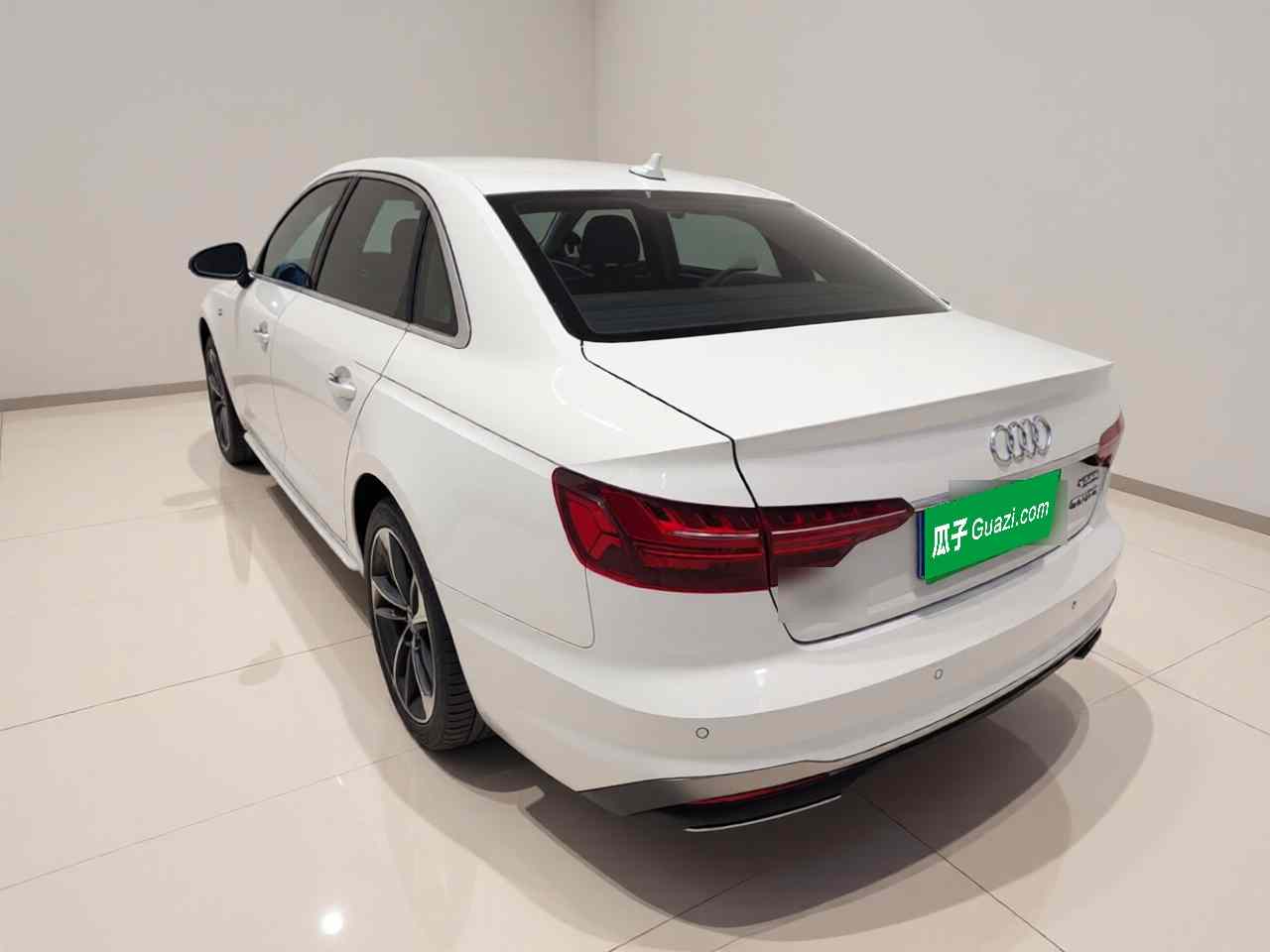 奥迪A4L 2024款 40 TFSI 时尚动感型(3)