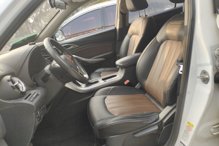 比亚迪 宋 2017款 盖世升级版 1.5TID 自动精英型局部细节19