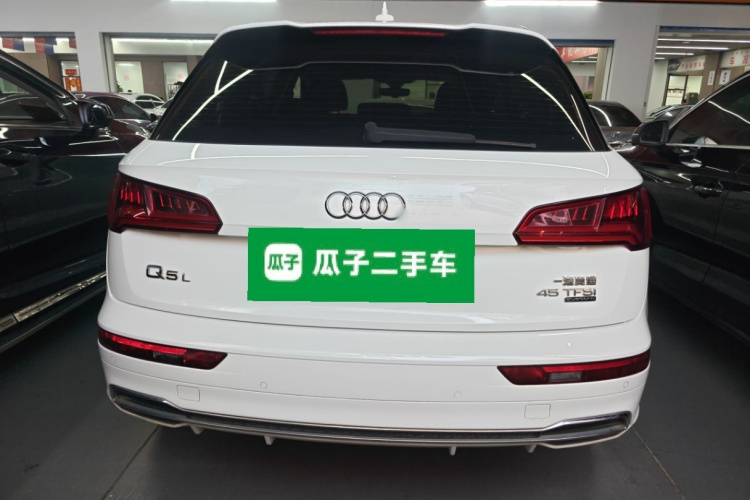 奥迪Q5L 2018款 45 TFSI 尊享时尚型 国VI车身外观6