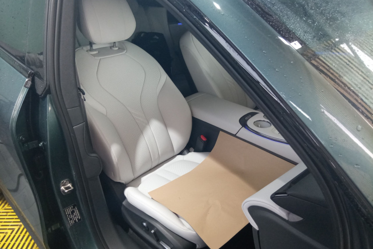 小鹏G7 2025款 702 超长续航 Ultra局部细节41