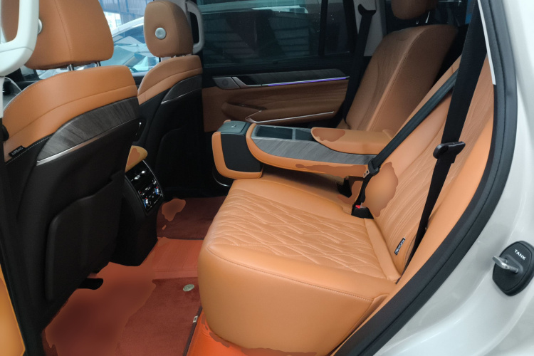 坦克500 2022款 3.0T 商务版 造境型 5座中控内饰21