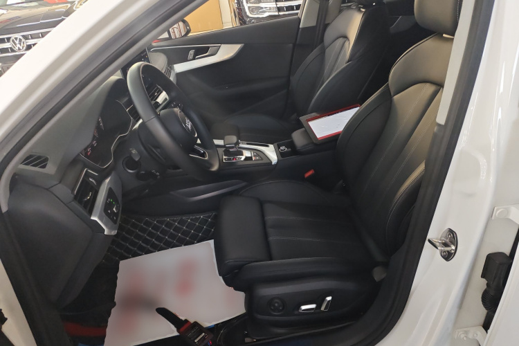 奥迪A4L 2024款 40 TFSI 时尚动感型局部细节19