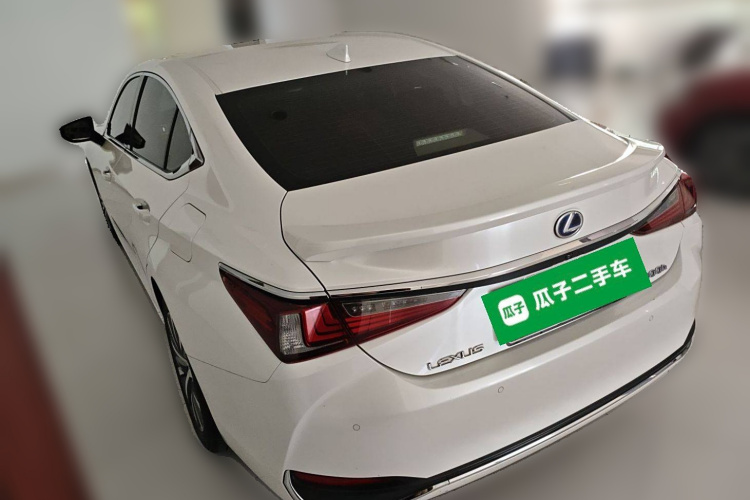 雷克萨斯ES 2020款 300h 卓越版车身外观6003