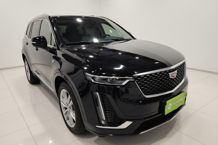 凯迪拉克XT6 2022款 2.0T 七座两驱豪华型车身外观3
