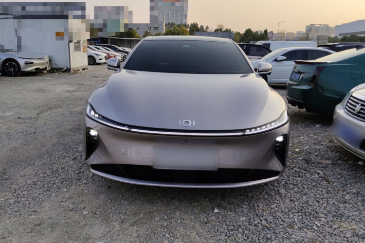 长安启源A07 2024款 纯电 真香版 710 旗舰型车身外观2