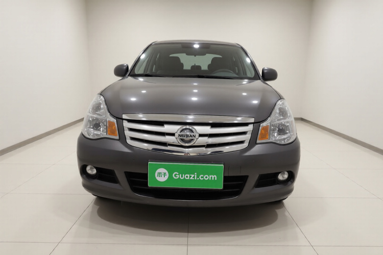 日产 轩逸 2012款 经典 1.6XE 手动舒适版车身外观2