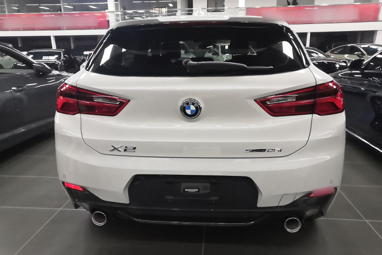 宝马X2 2020款 sDrive25i 领先型M运动套装车身外观6004