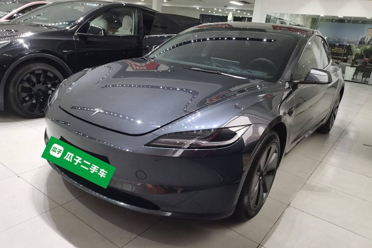 特斯拉 Model 3 2023款 后轮驱动版车身外观1