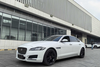 捷豹XFL 2018款 XFL 3.0 SC 340PS 奢华版